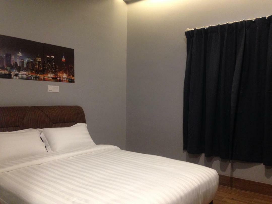 Good 9 Hotel - Bukit Dahlia Johor Bahru Exterior foto